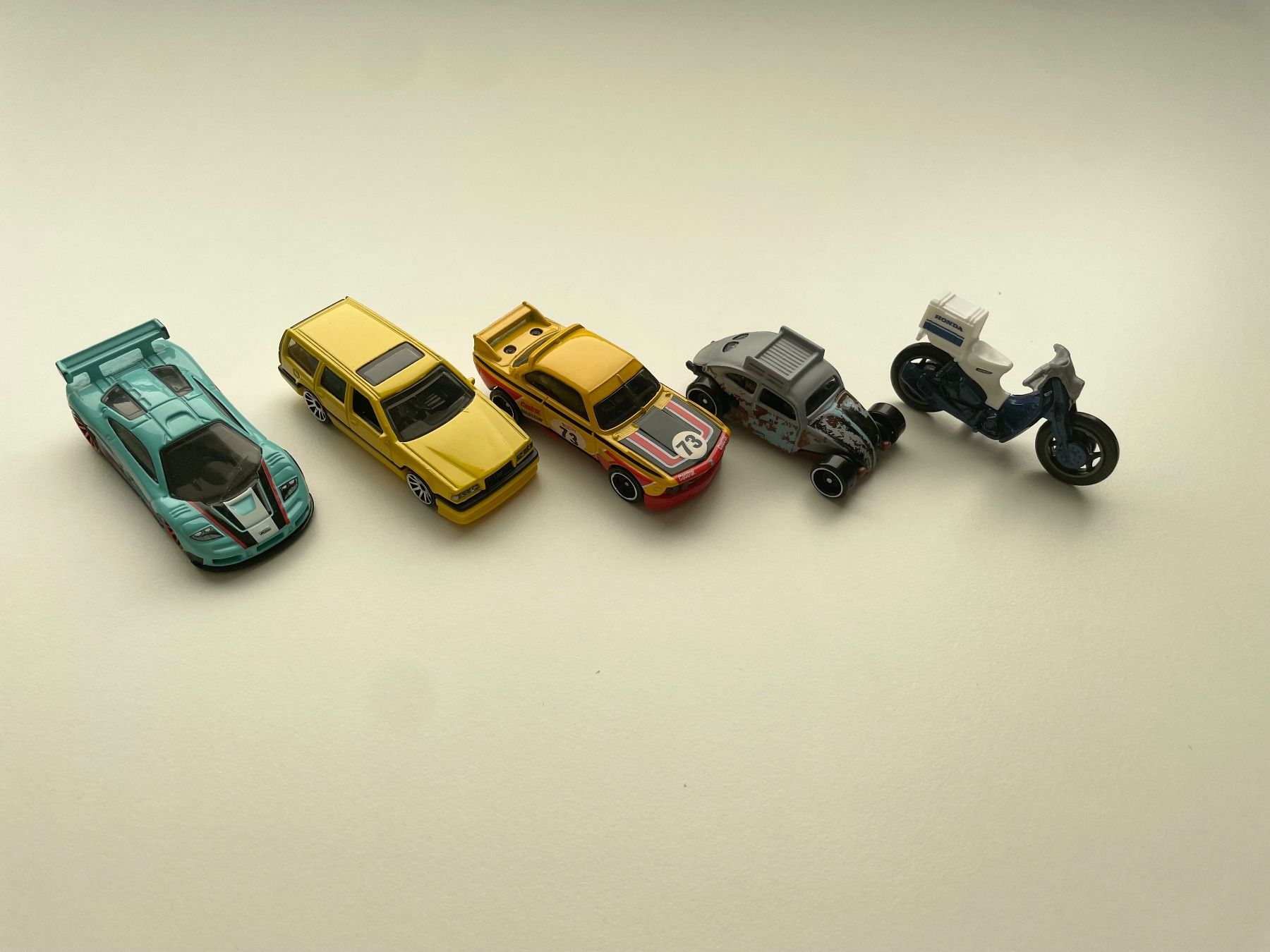 Hot Wheels Modellini d'auto: Hot Wheels Sammlung (52 Modelle) – Nuovo (secondo la descrizione) da Walenstadt venduto da GreenGoblin 6