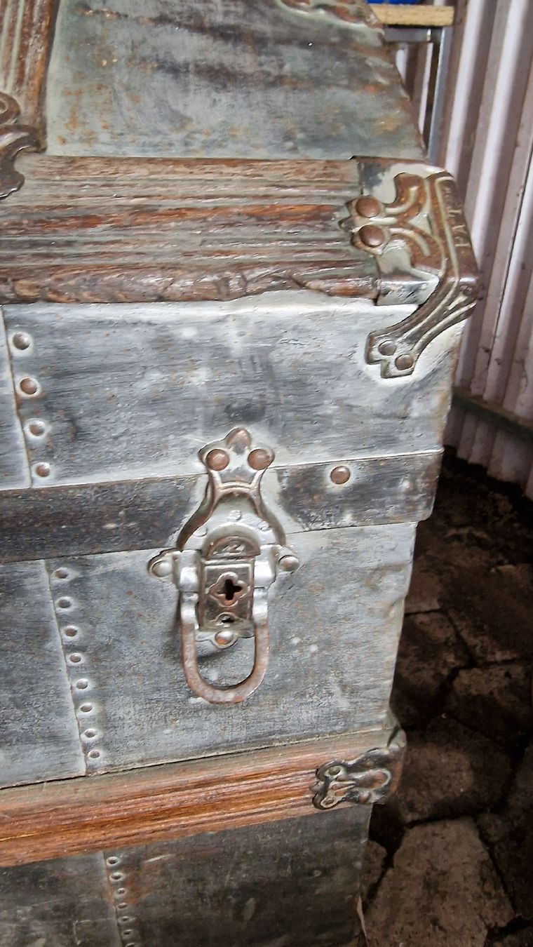 Cassapanche: malle chateau ancienne – Usato da Echandens venduto da Vasteinauer 2