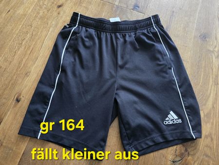 Adidas Shorts, Gr. 164, neuwertig, Sommer, Sport, Schwarz