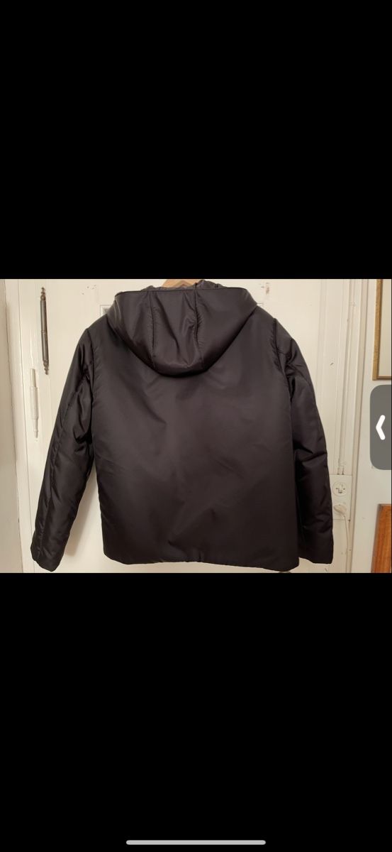 Prada Giacche: Prada Men's Black Winter Jacket - Size Medium, Like New! – Nuovo (secondo la descrizione) da Thalwil venduto da adamjay 1