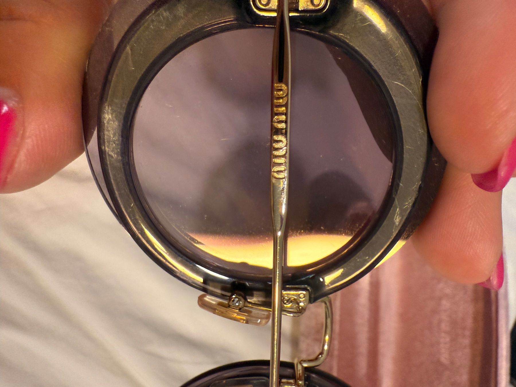 Miu Miu Lunettes & Verres: Lunettes de soleil Miu Miu noir – D'occasion à Genève par Rachelp13 3
