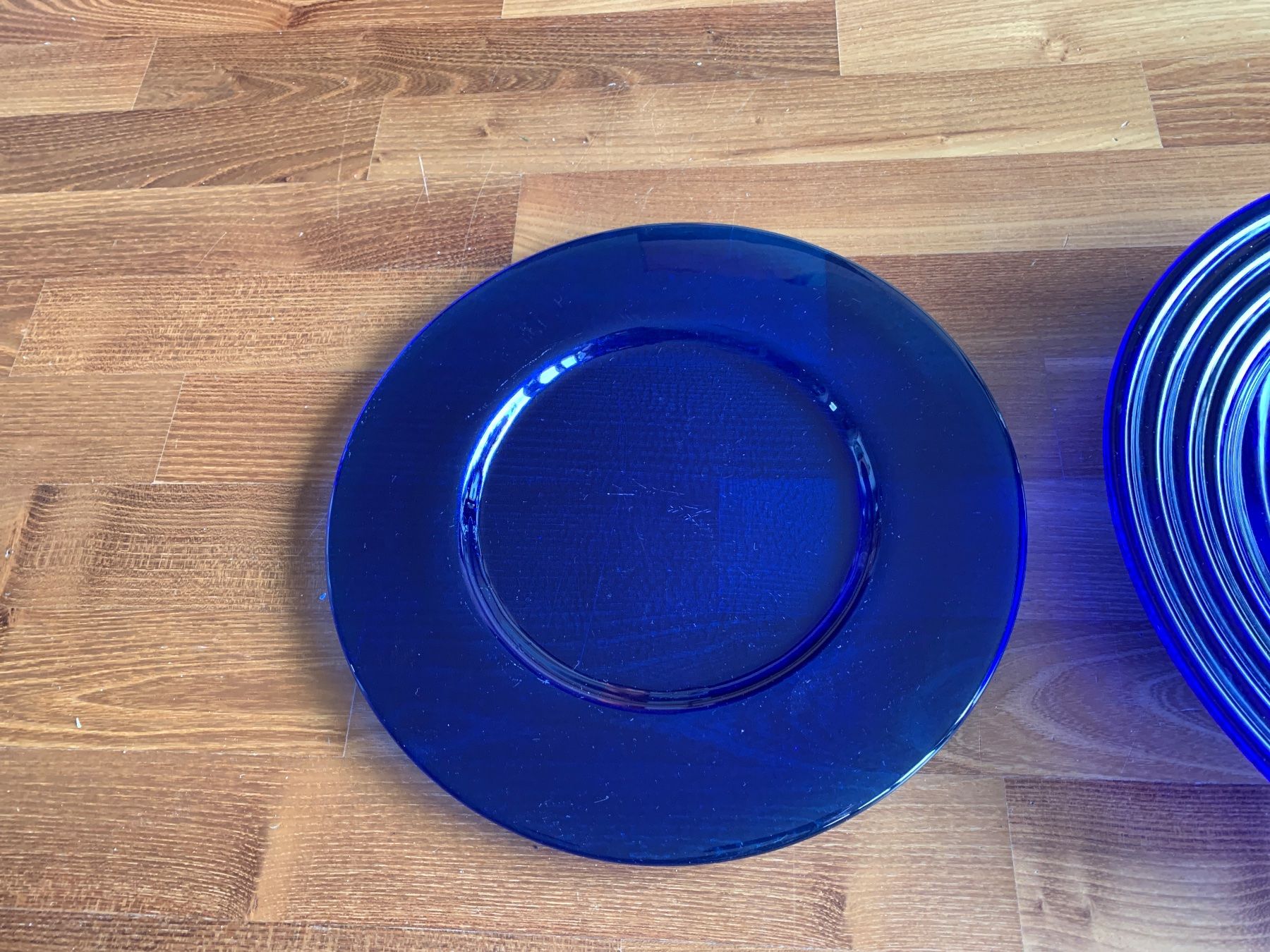 Schalen: Glas-Schale und Servierteller aus blauem Glas – Gebraucht aus Edlibach von RUW19 2