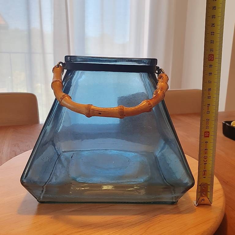 Vase & Récipients: Divers vases bleus à partir de 15chf – D'occasion à Corcelles-le-Jorat par Fashion_Unfold