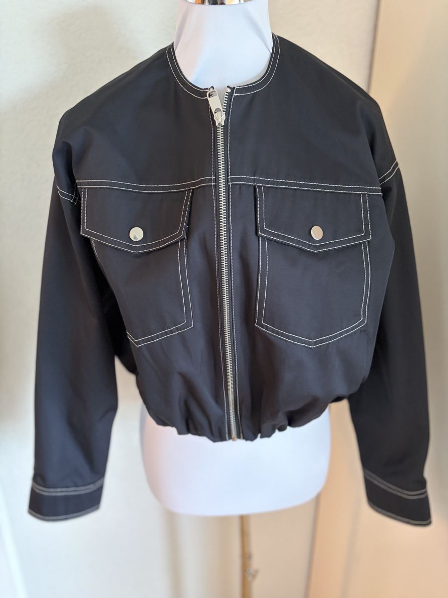 Zara Jacken: Zara light jacket new – Neu (gemäss Beschreibung) aus Münchenstein von ArleneLM