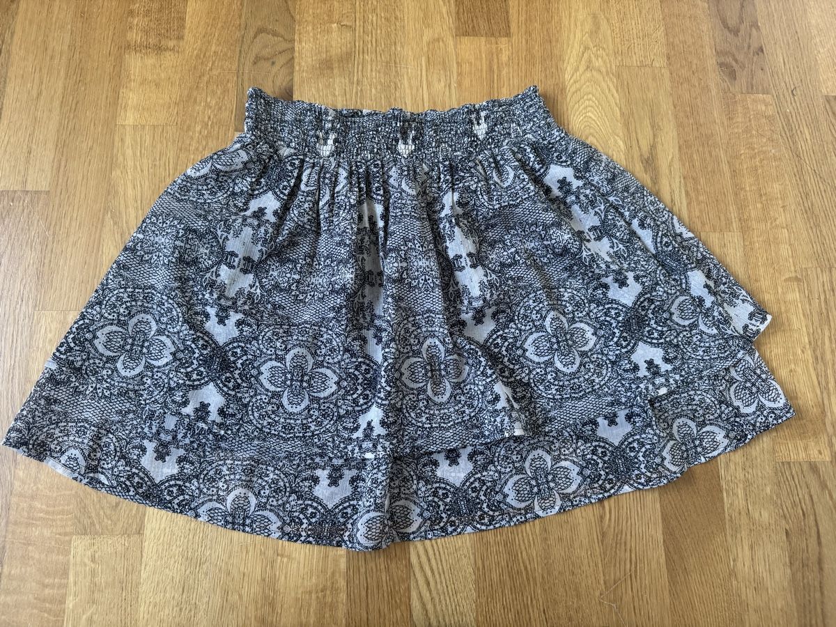 Vero Moda Jupes: Minirock VERO MODA Grösse XS – D'occasion à Tscheppach par SeBoJo 1