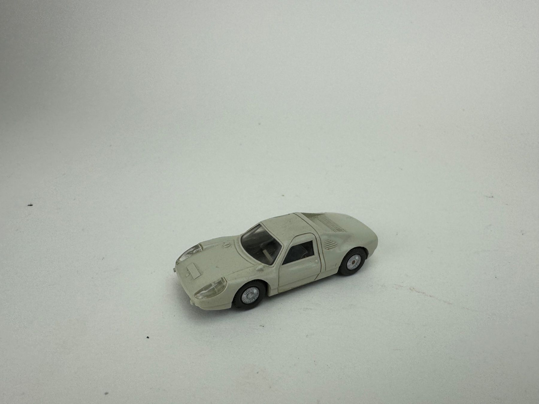 Wiking Modellini d'auto: Porsche Carrera eingesetztes Lenkrad perlweiss – Usato da Elm venduto da Wikmtz