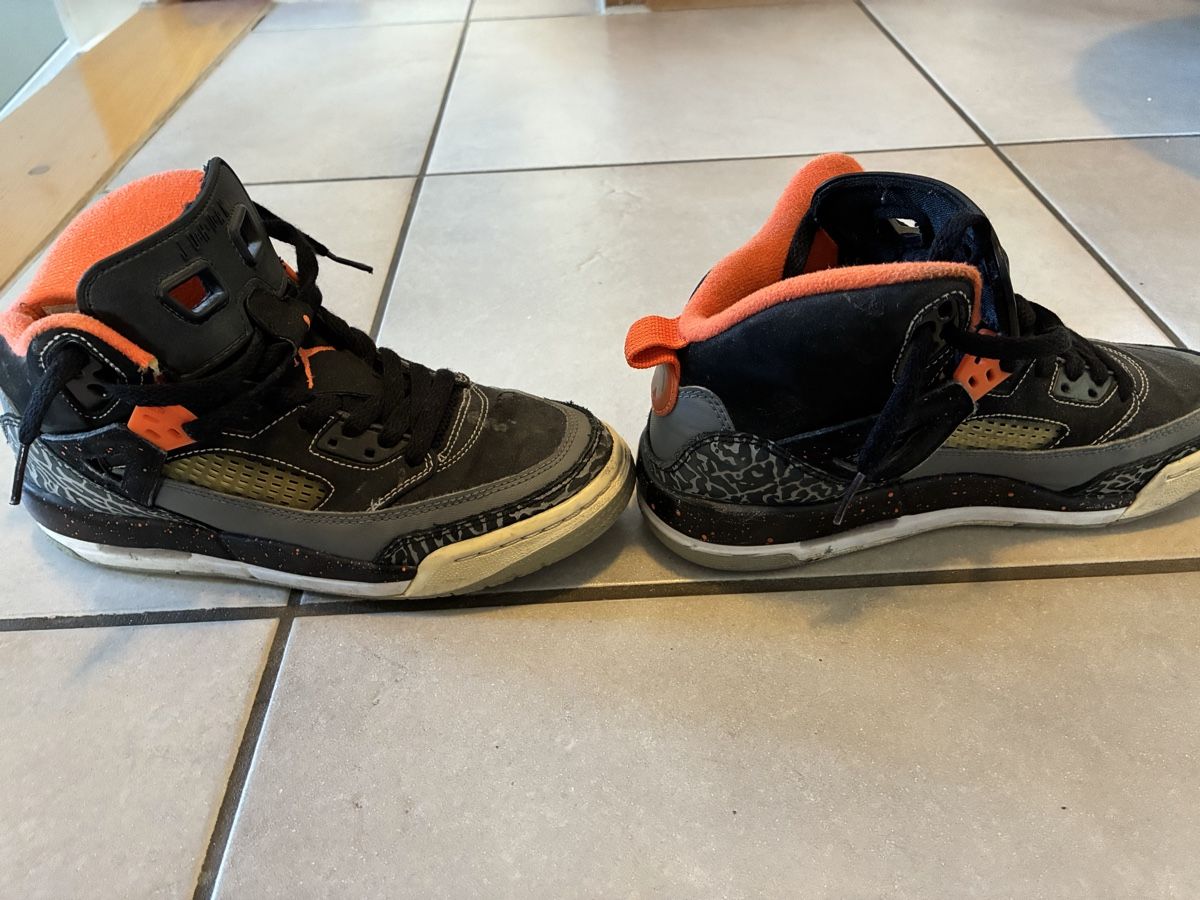Jordan Scarpe per ragazzi: Air Jordan 4 Schuh Gr.37.5 – Usato da Thun venduto da Cypresses 2