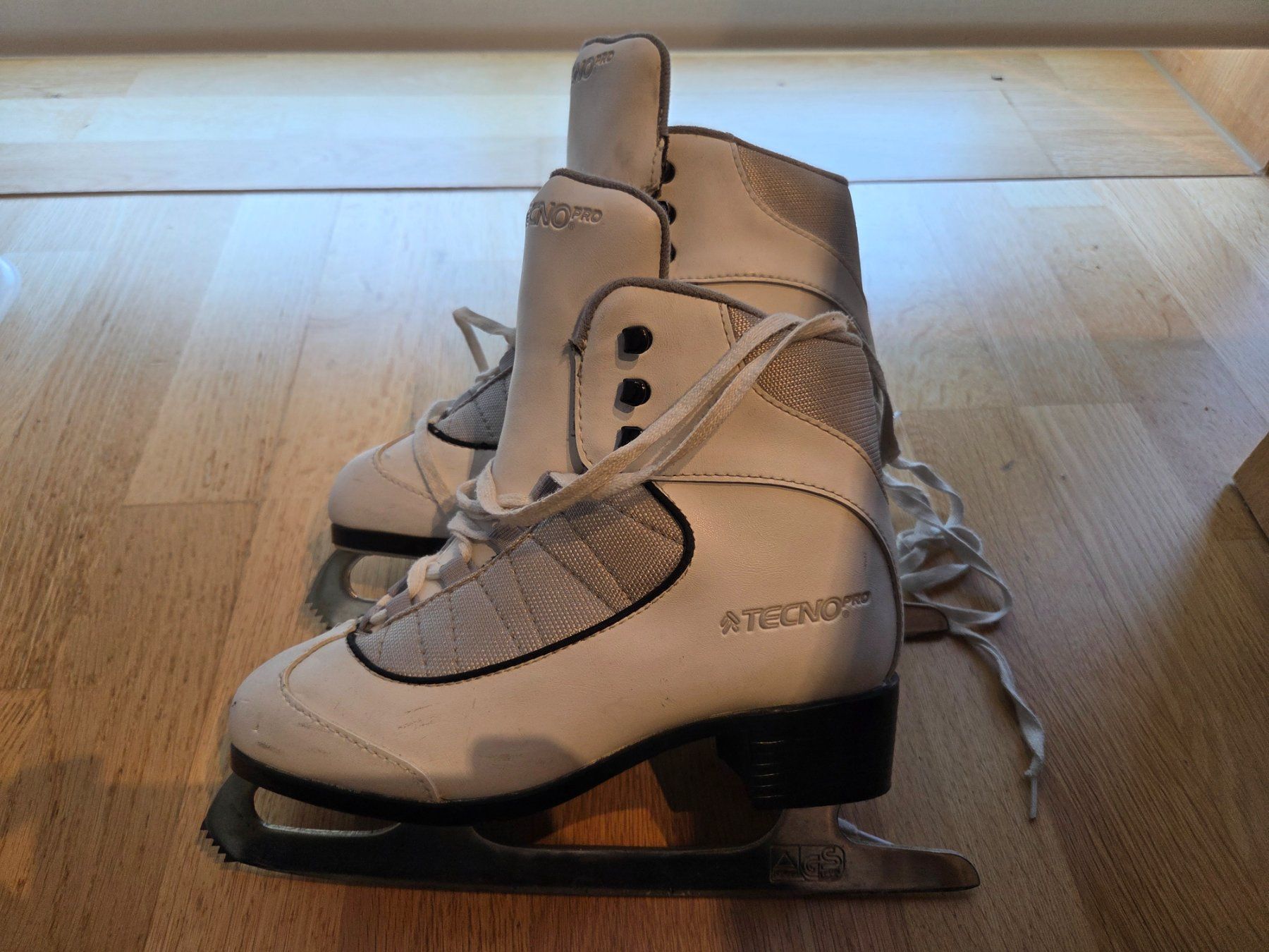 Pattini da ghiaccio: Schlittschuhe – Usato da Aarau venduto da NET03