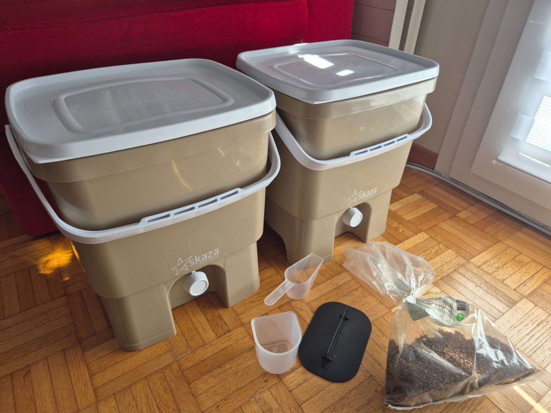 Cestini per rifiuti: Bokashi Kompost Set mit 2 Eimern Cappuccino-Weiss – Usato da Zürich venduto da pau_y8mv 3