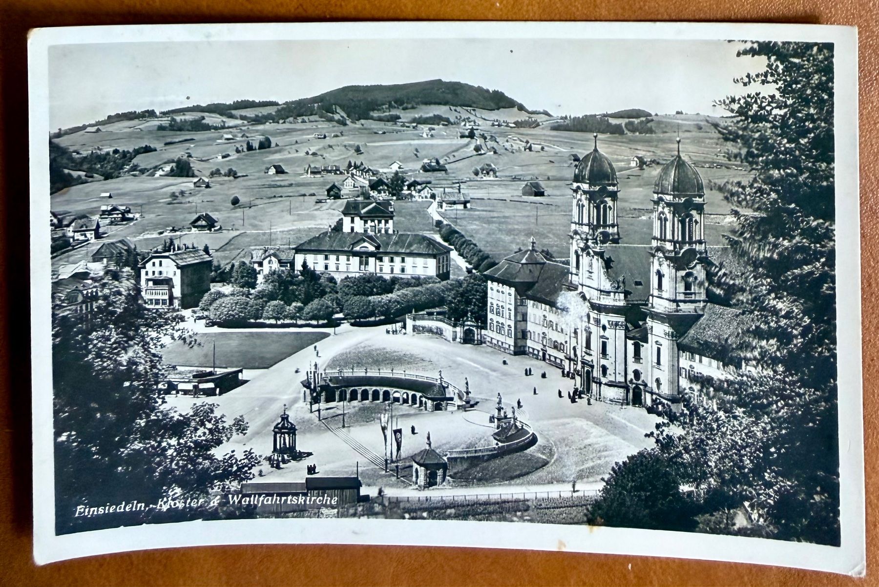 Cartoline postali: Einsiedeln - Kloster 1936 – Usato da Lutry venduto da Ediego