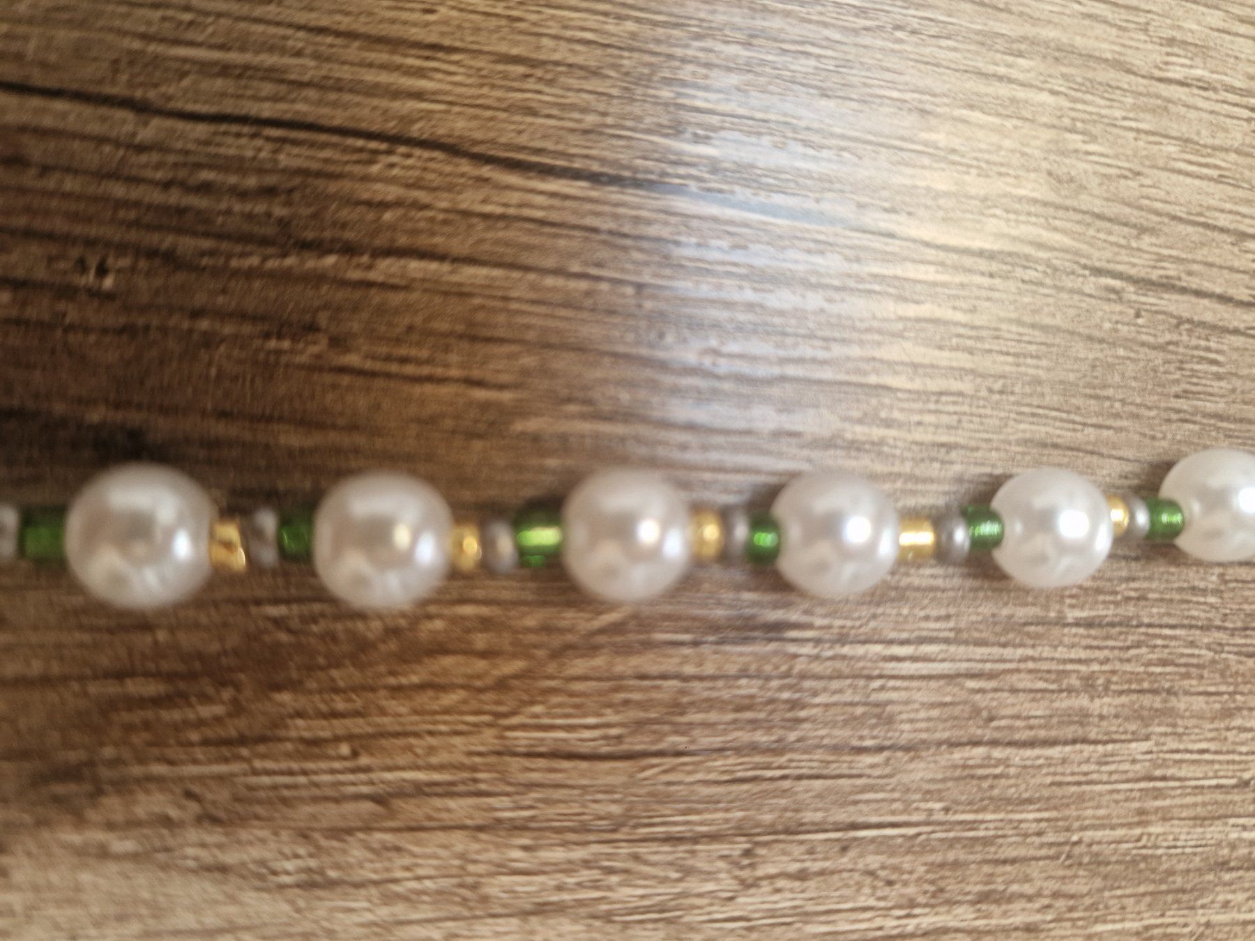 Ketten: Elegante Perlenkette, weiss – Gebraucht aus Falera von Fudax 1