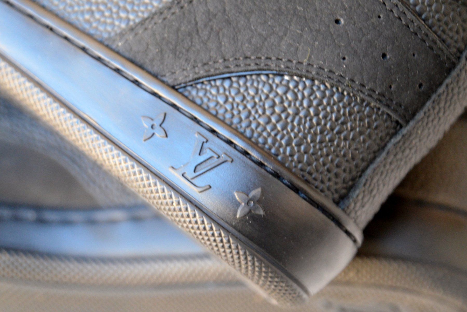 Louis Vuitton Scarpe da donna: Louis Vuitton Sneakers 37,5 – Usato da Collonges venduto da arashee 9