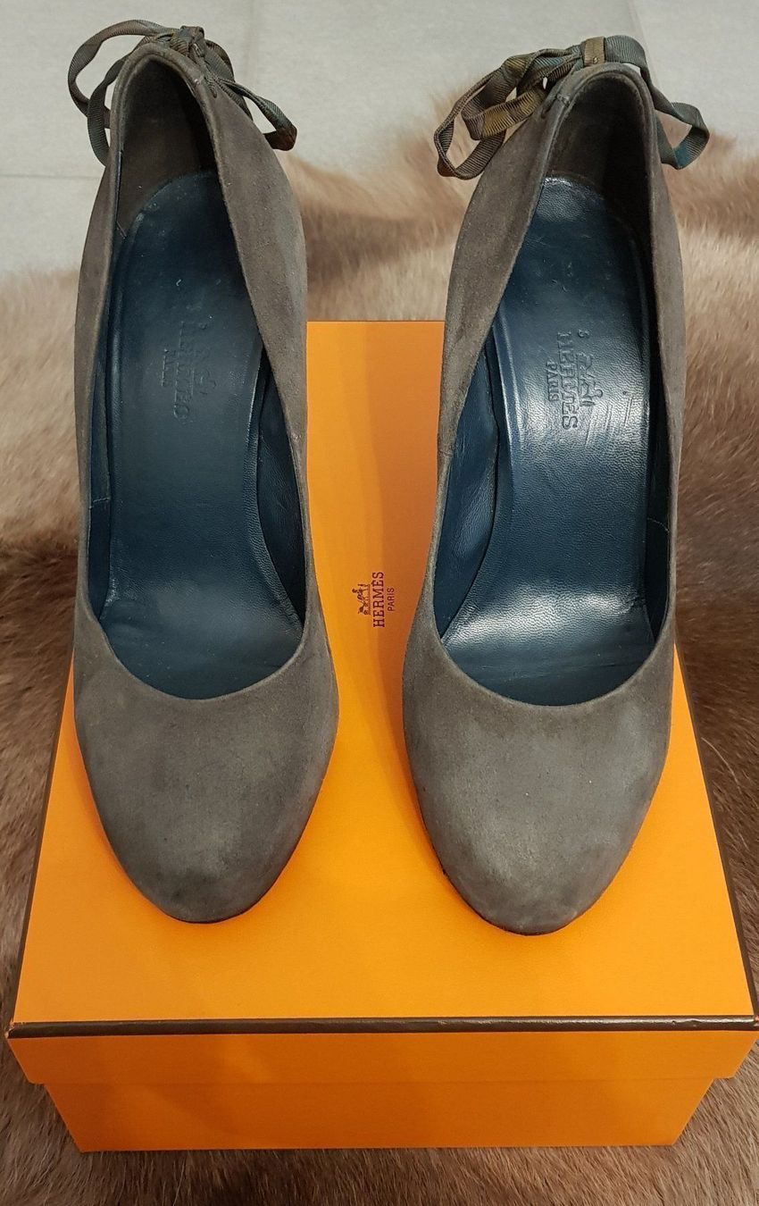 Scarpe da donna: Hermès Velvet pumps shoes – Usato da Zug venduto da LindaManga 1