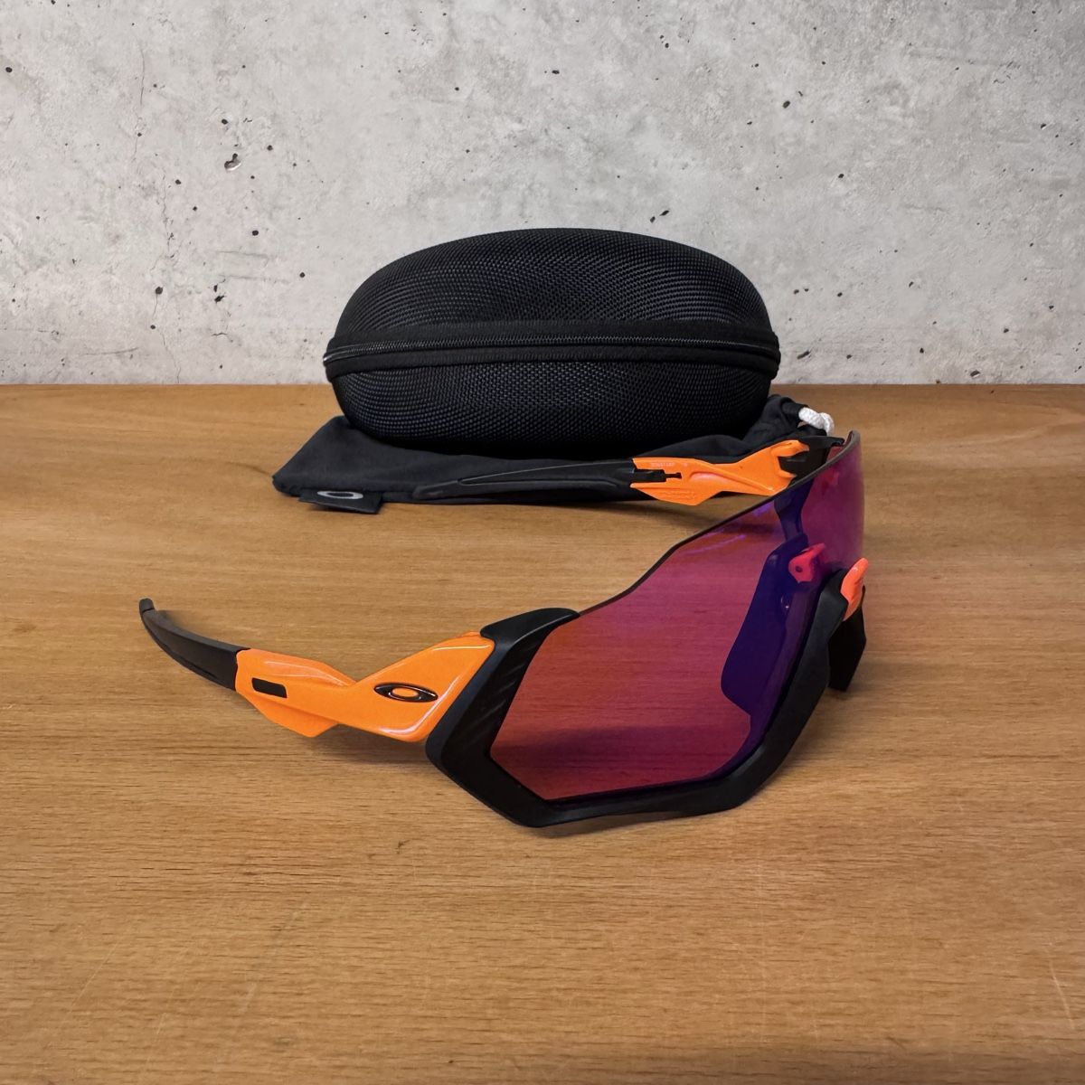 Oakley Lunettes & Verres: Top >>> Oakley Fligth Jacket <<< Top – D'occasion à Sils im Domleschg par bergvelo 2