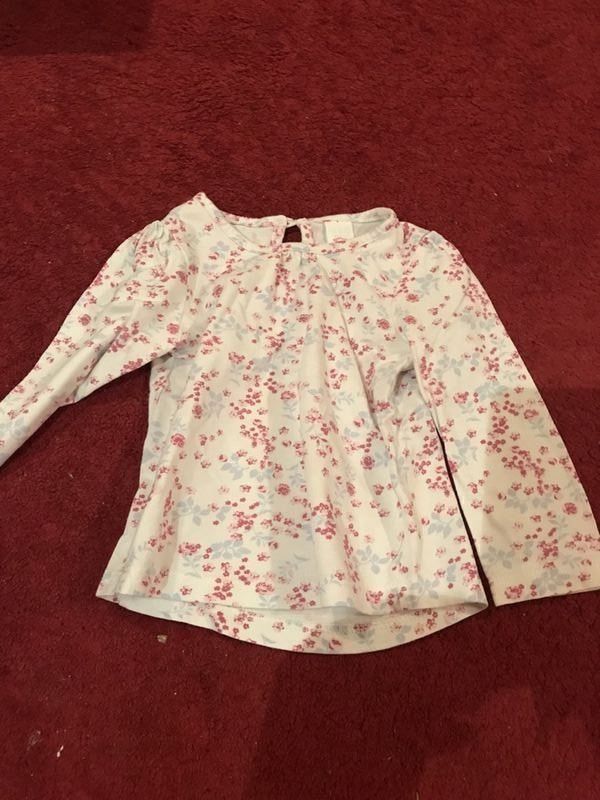 Maglioni & Felpe: Mädchen Sweatshirt 74 Blümli – Usato da Bergdietikon venduto da antovale