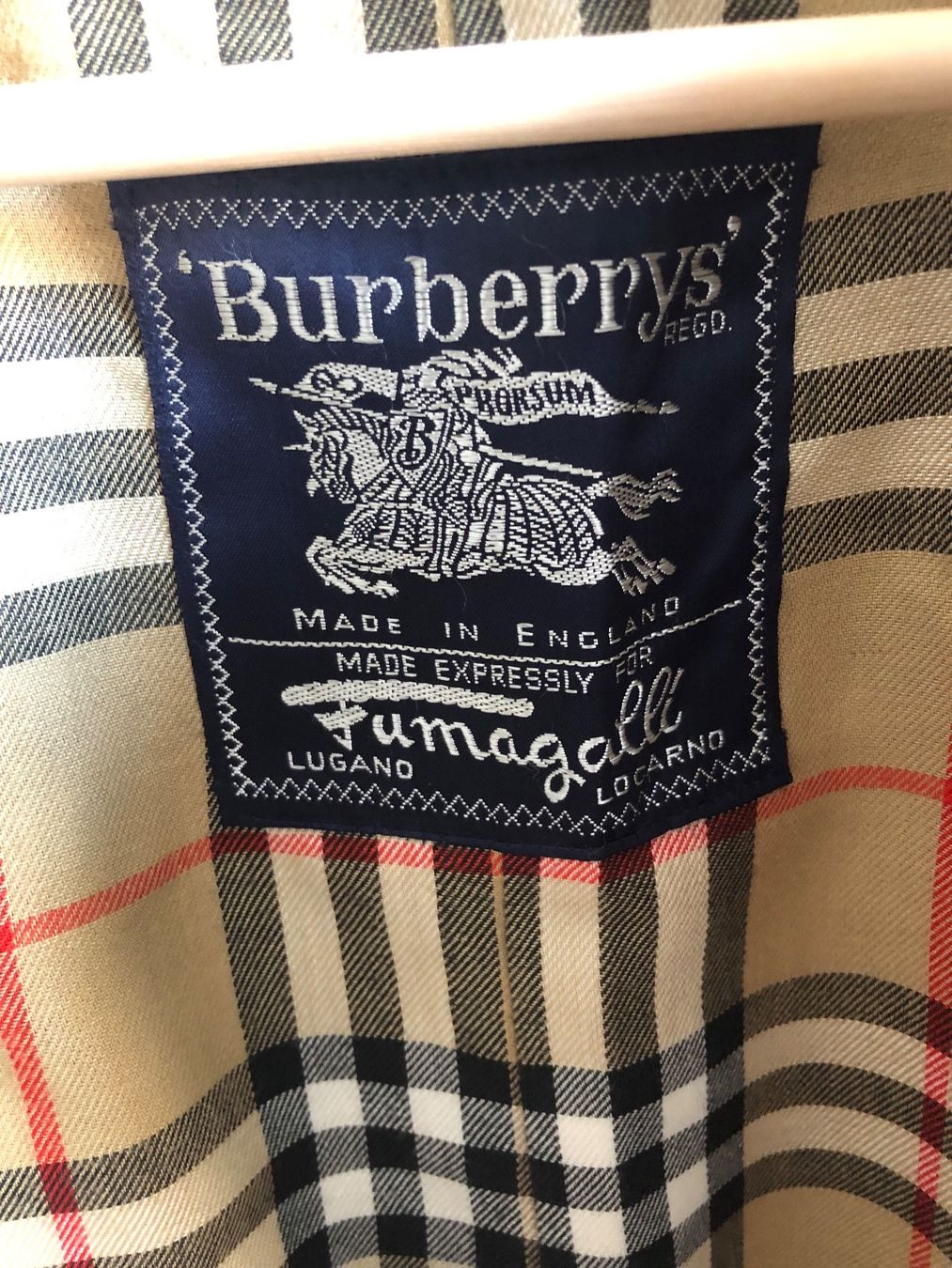 Burberry Cappotti: Burberry’s trench coat oversize – Usato da Lugano venduto da Vintage.Mood 5