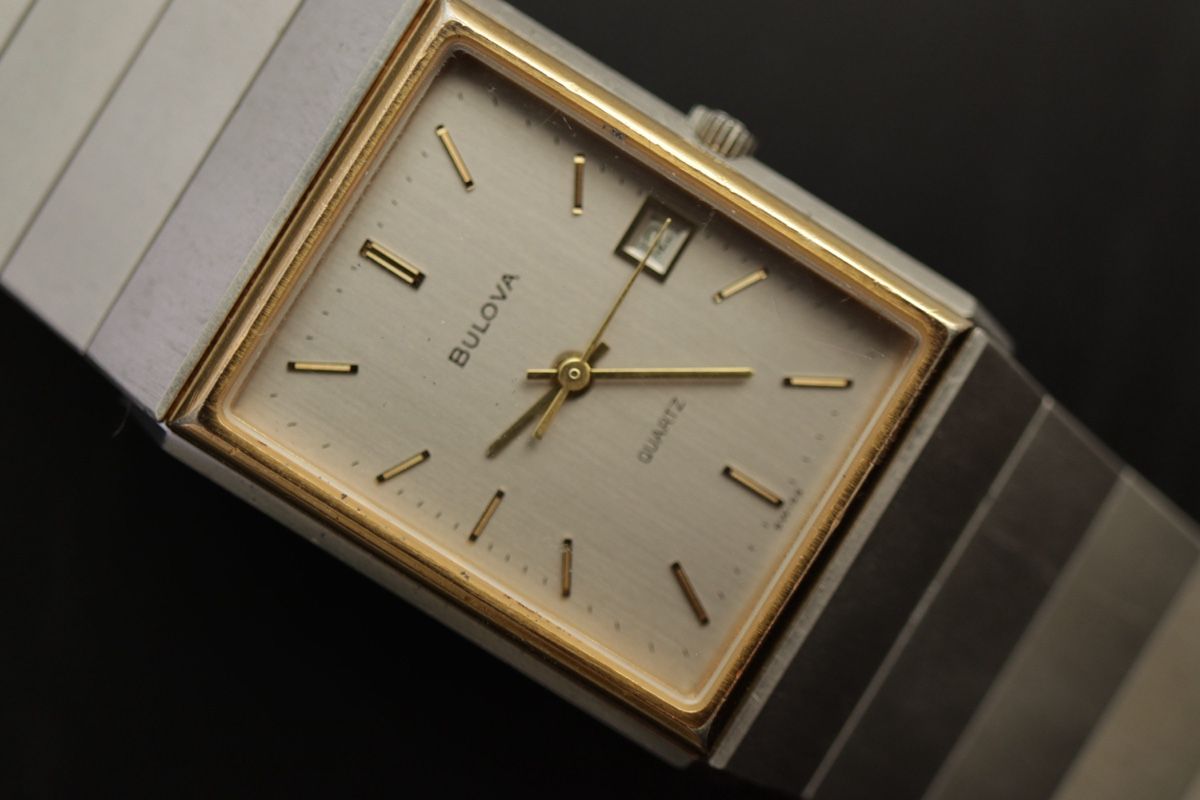 Bulova Orologi: BULOVA Quarz - integrated bracelet – Usato da Schaanwald venduto da travelintime01 8