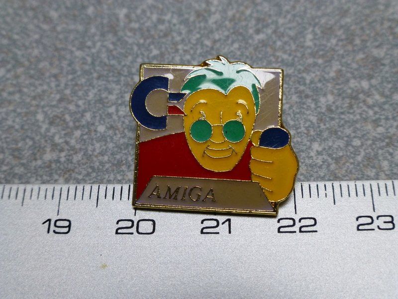 PIN PINS COMPUTER COMMODORE AMIGA (Gebraucht) in Gränichen für CHF 6 ...