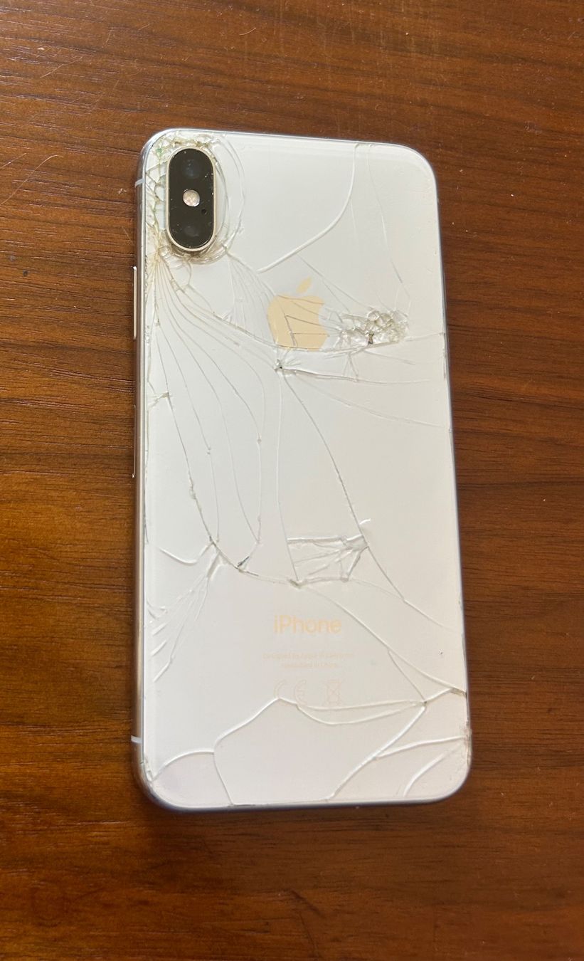 Apple Portables: iPhone X weiss gebraucht – D'occasion à Zürich par SebastienG 1
