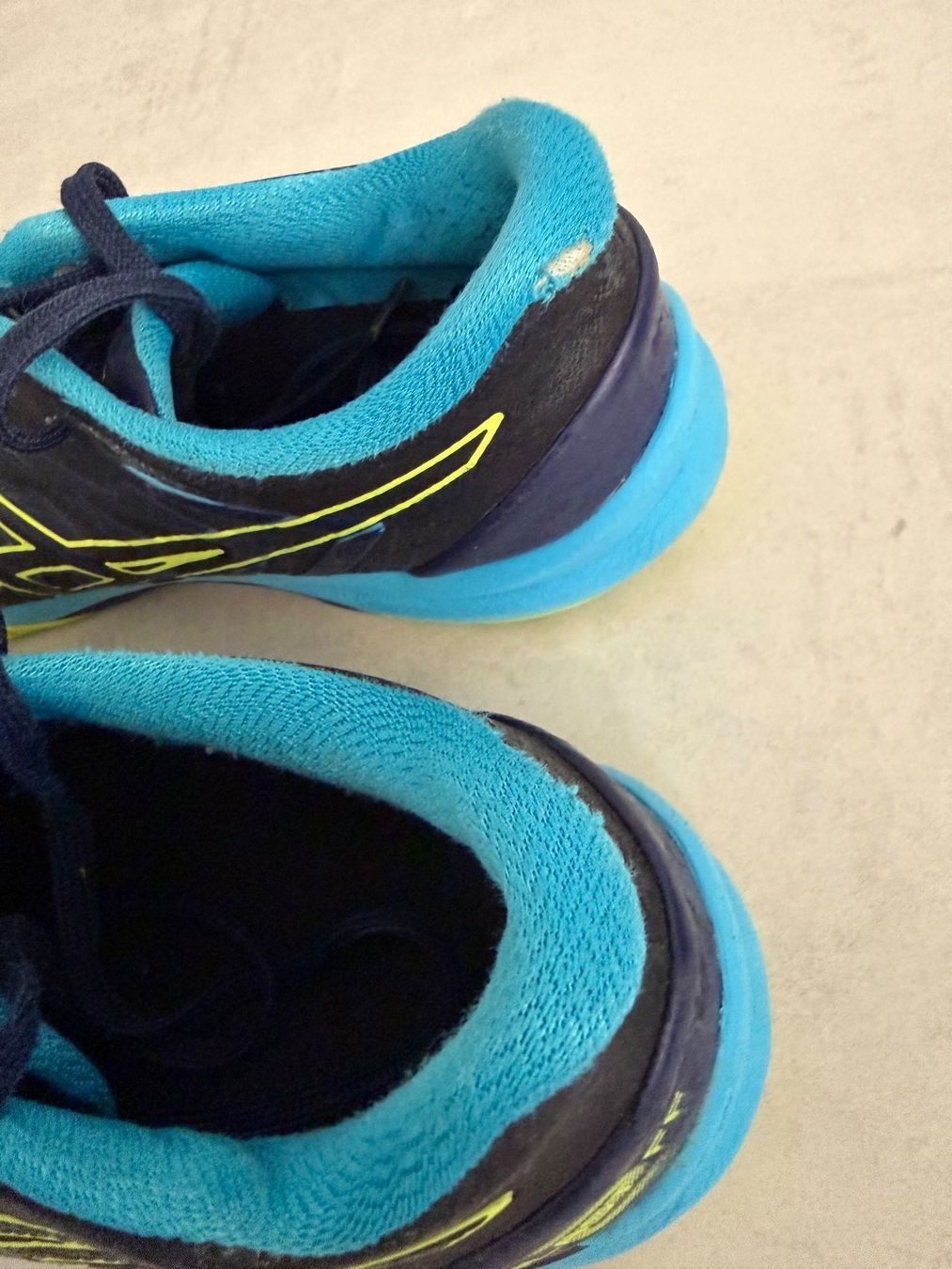Asics Scarpe da uomo: ASICS Hallenschuhe BLAST FF Grösse 42 – Usato da Geroldswil venduto da Jeremy11 8