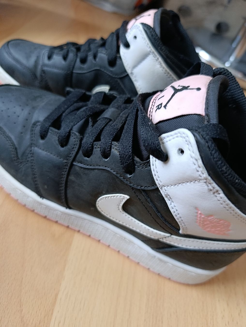 Jordan Herrenschuhe: Nike Air Jordan High Sneaker Gr. 38.5 – Gebraucht aus Bellach von TORA4 1