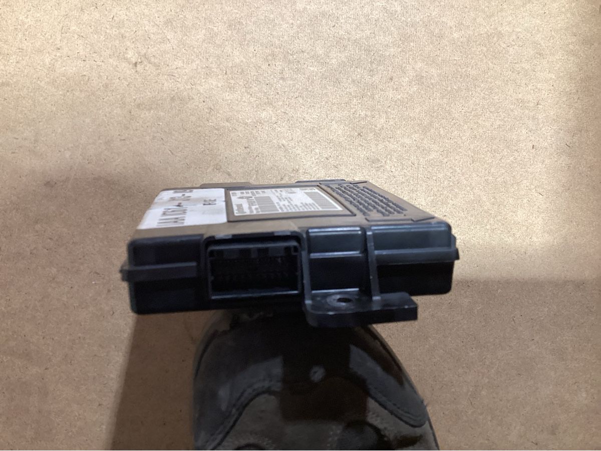 Jeep Tutti pezzi di ricambio auto: Steuergerät Module zu Jeep Grand Cherokee 3.0CRD – Usato da Reichenburg venduto da T864RX 2