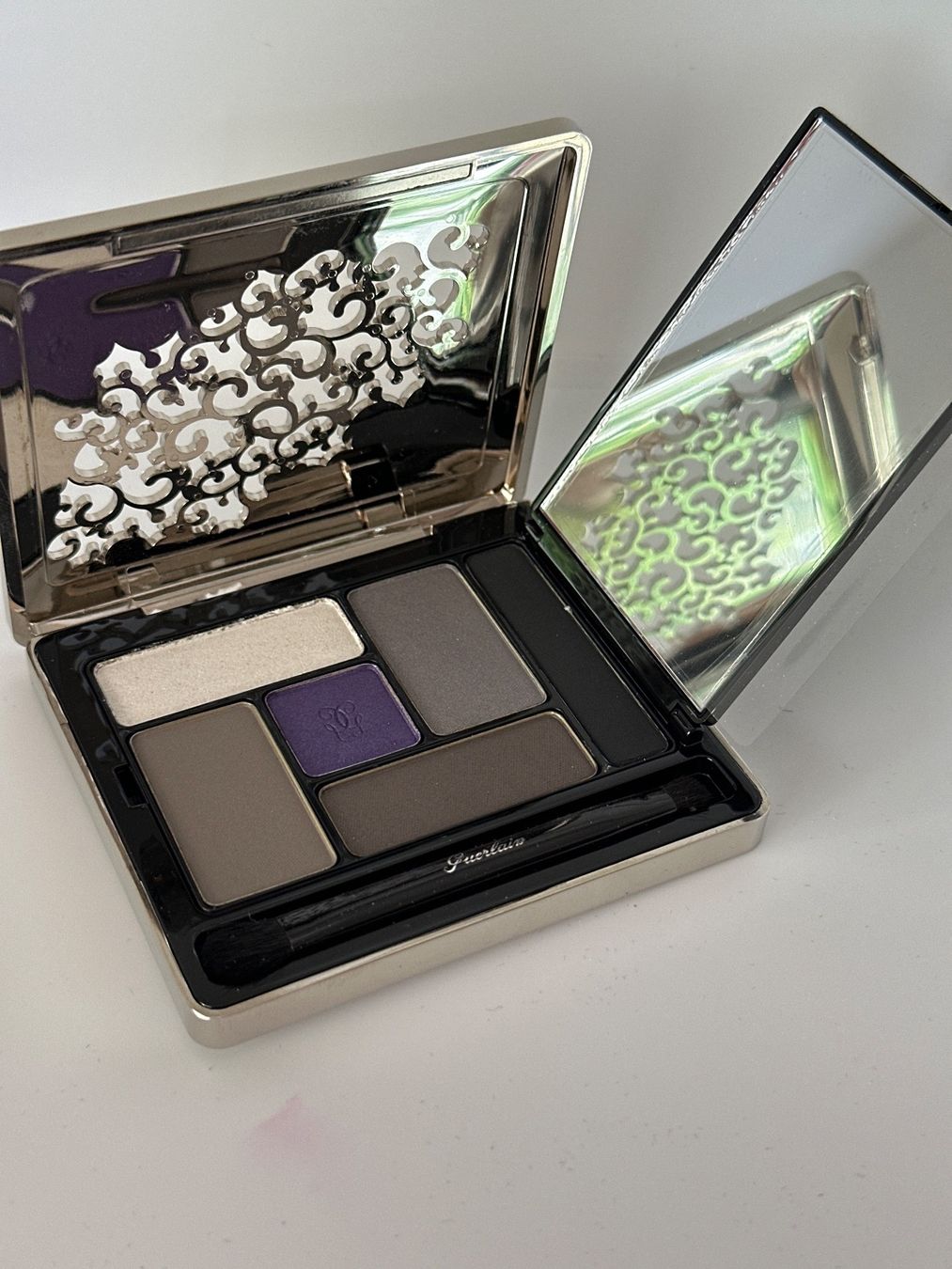 Guerlain Maquillage: Guerlain palette écrin 6 couleur – Neuf avec emballage d'origine à Pully par Natala