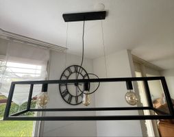 Moderne Lampe in Schwarz – Industrial Chic Design