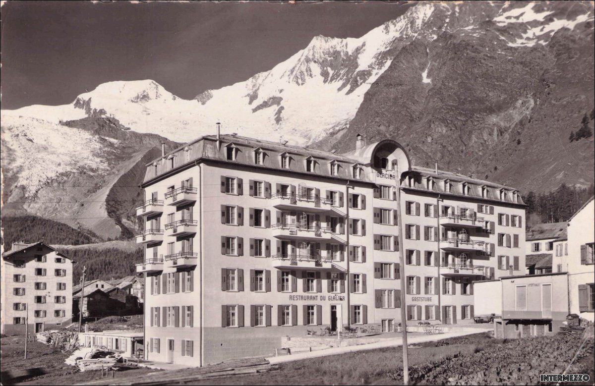 Cartoline postali: Saas-Fee VS // 1951 Hotel Glacier // Sommer – Usato da Basel venduto da intermezzo12