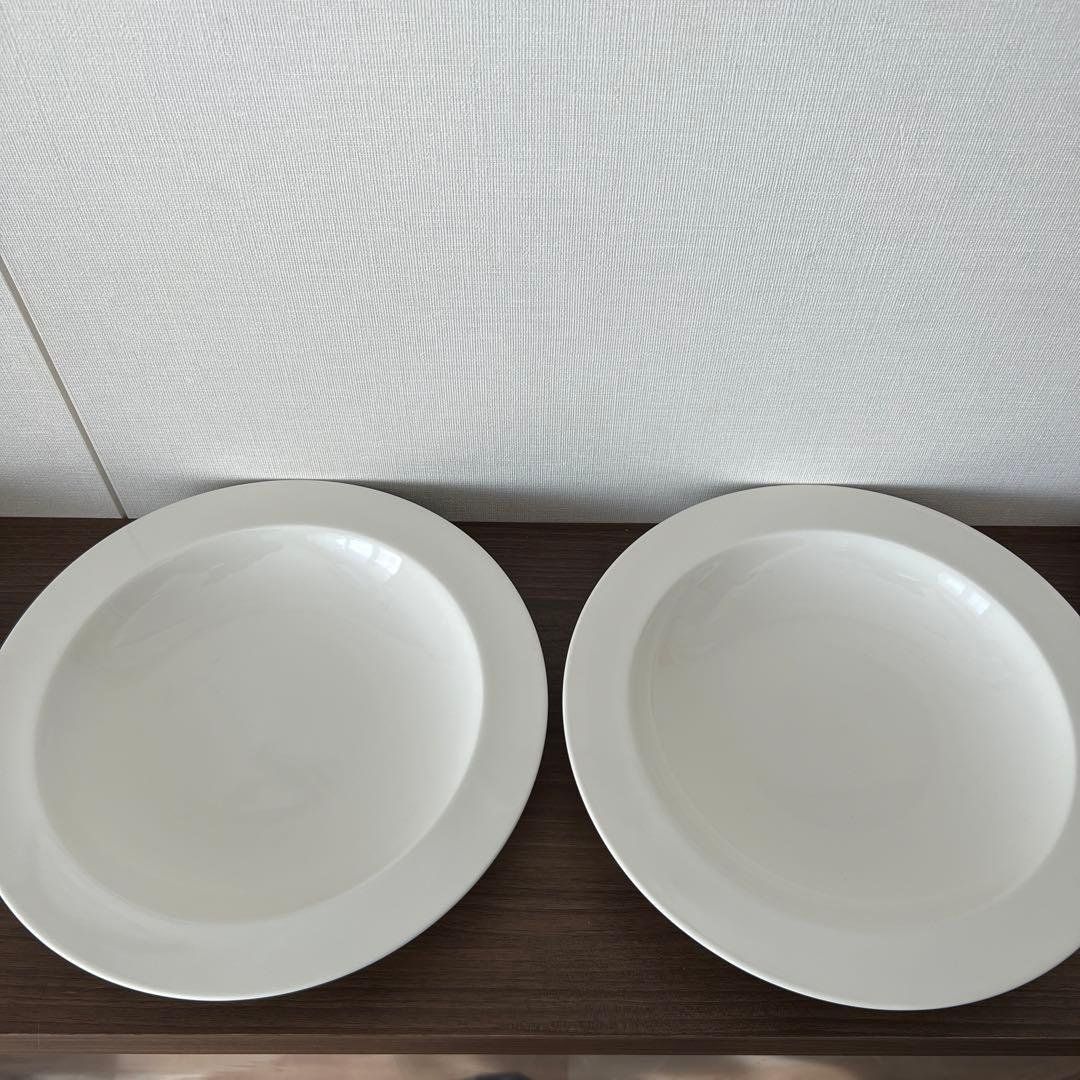 H&M Piatti di portata: 1 x Arabia Arctica: Servierplatte 29,5cm – Nuovo e nell'imballaggio originale da Mönchaltorf venduto da godetra