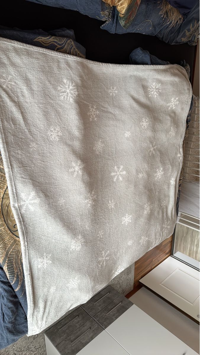 Decken: Flecce Decke Schneeflocken – Gebraucht aus Bettwiesen von Maori6