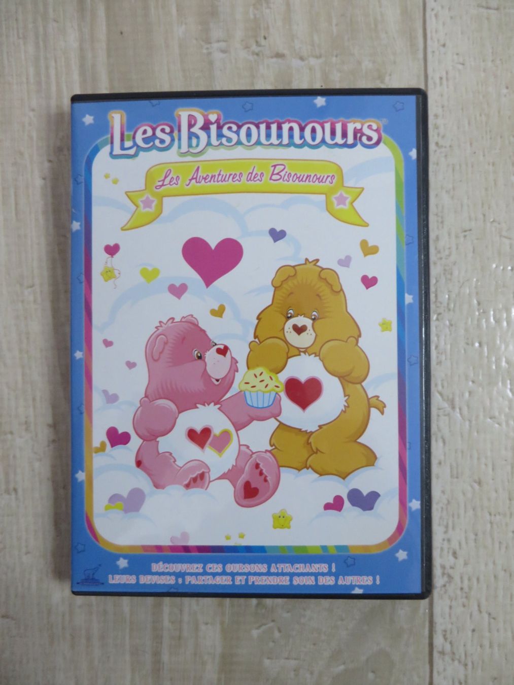 Tutti i DVDs: J214 - DVD Les Bisounours – Usato da Sottens venduto da locepa