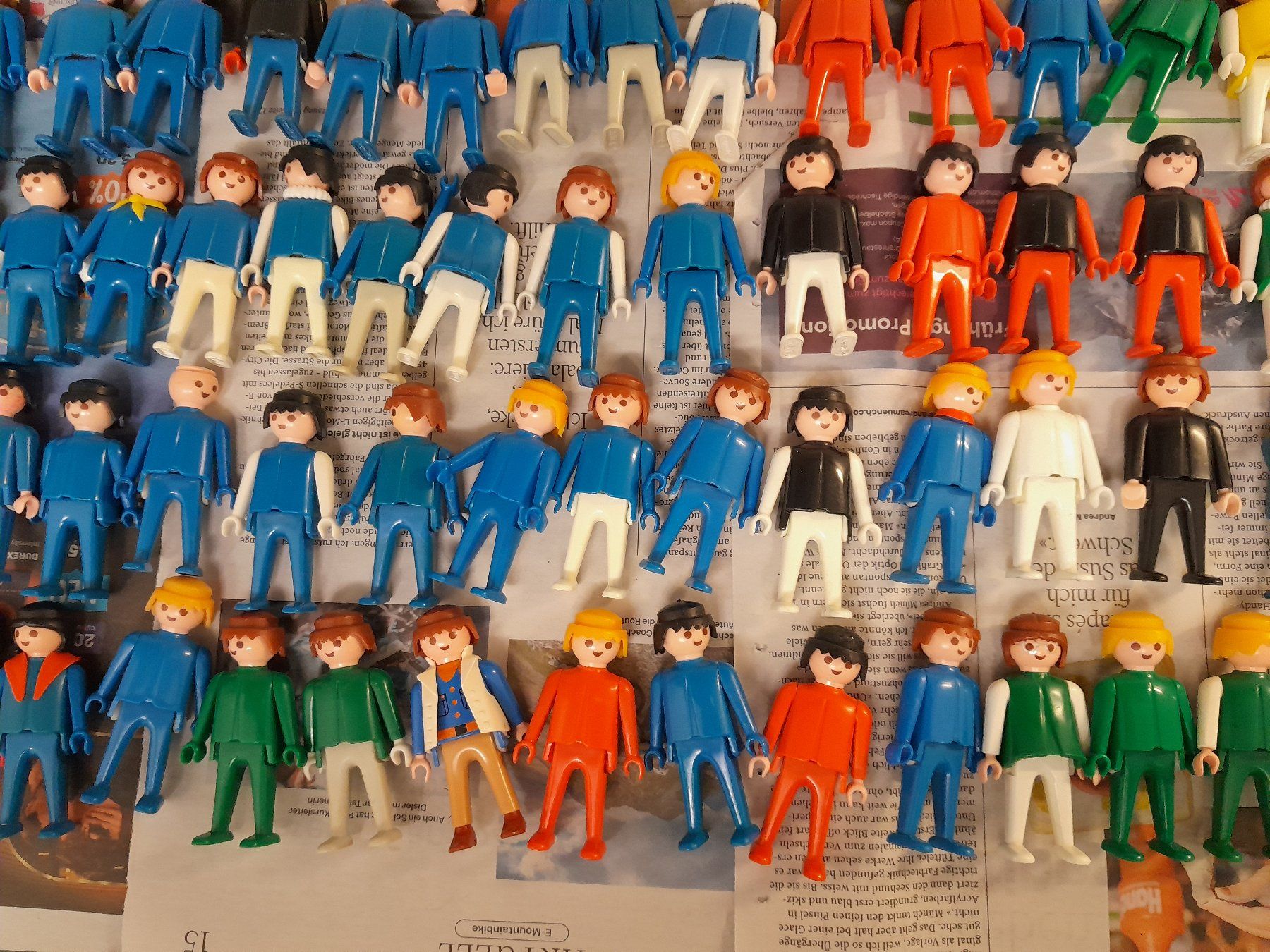 Playmobil Giocattoli: 135 Stück Playmobilfiguren – Usato da Rüti ZH venduto da Alemanni 8
