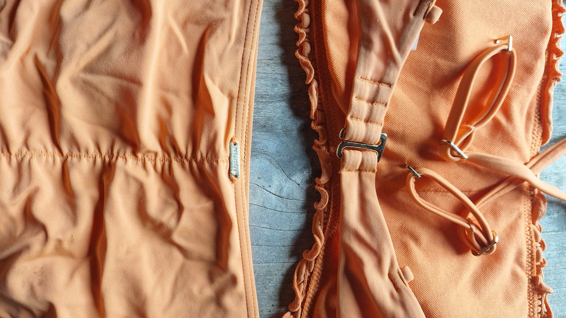Hollister Maillots de bain & Bikinis: Bikini Hollister M orange Push-up Raffung – Neuf (Voir description) à Rüti ZH par la-93 2