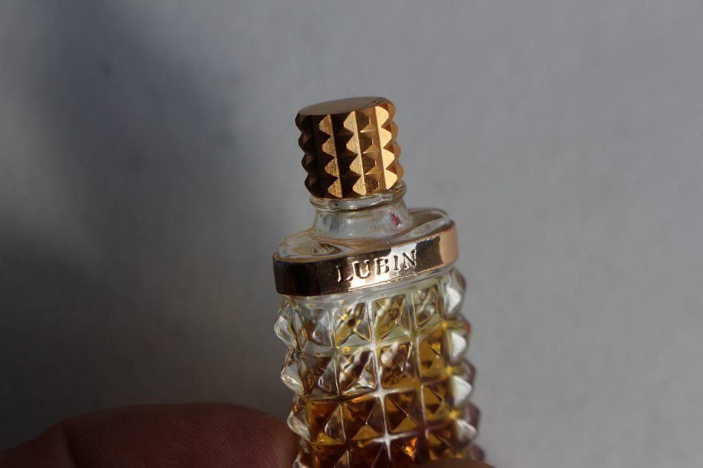 Flaconi: Miniature parfum Nuit de Longchamp LUBIN – Usato da Vandoeuvres venduto da Dom-Tom 1