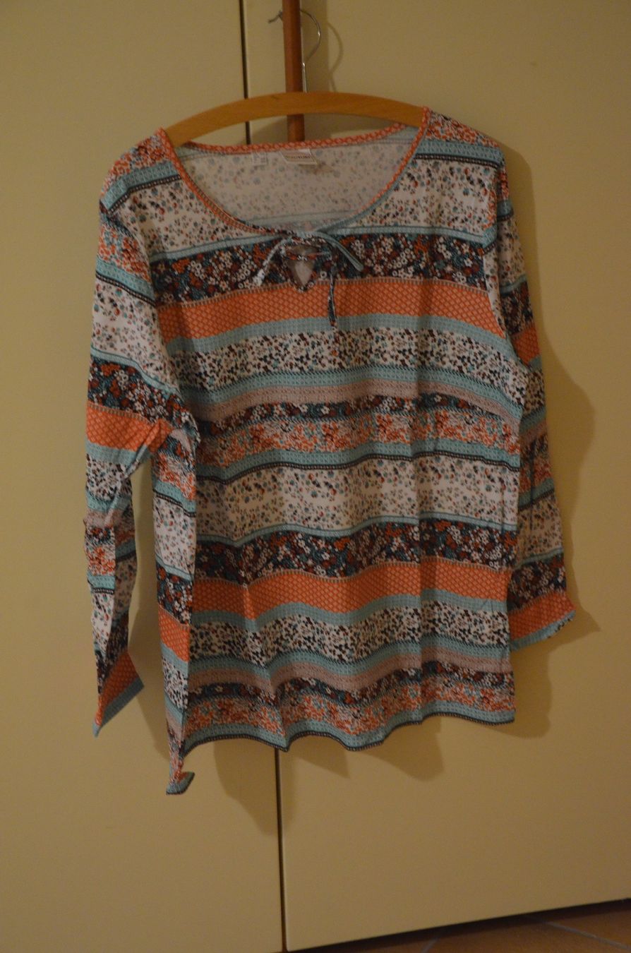 Maglioni & Felpe: TAILLE 44-46 - SWEATSHIRT NEU - BAUMWOLLE – Nuovo e nell'imballaggio originale da Chiasso venduto da Dolly015