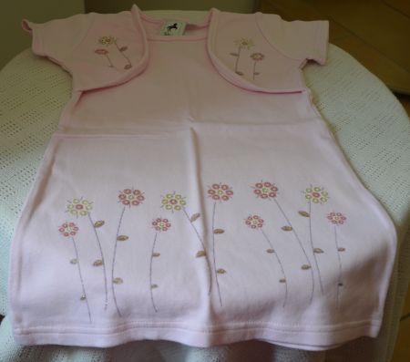 TAILLE 104 - JOLIE ROBE