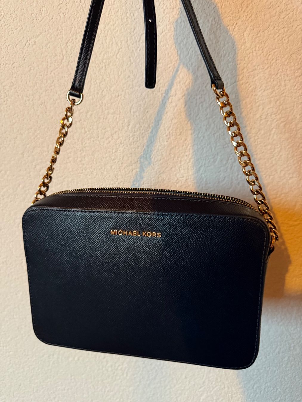 Michael Kors Taschen für Damen: MICHAEL KORS Tasche wie neu! – Neu (gemäss Beschreibung) aus Frutigen von Saendlae 1