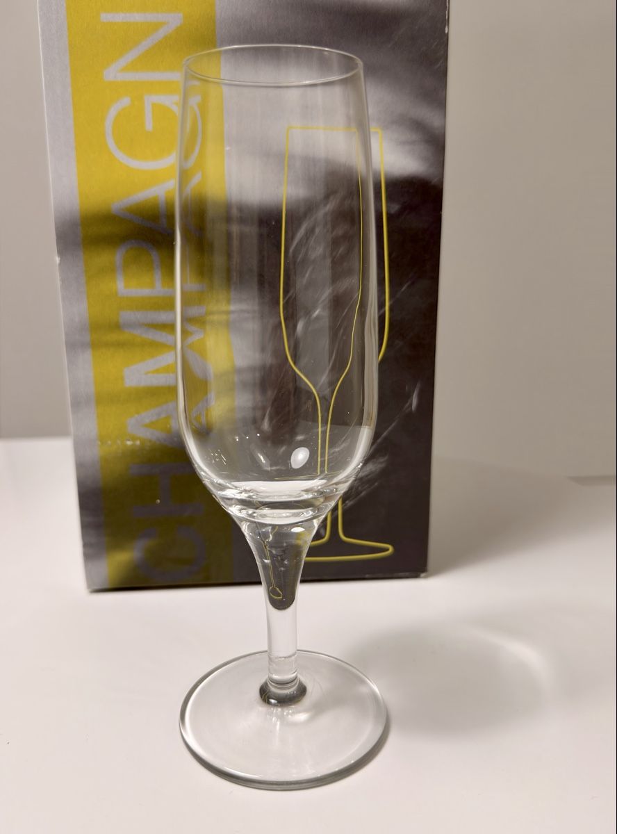 Gläser: 4 Champagnergläser, Eisch – Gebraucht aus Au ZH von swissmatchpoint 3