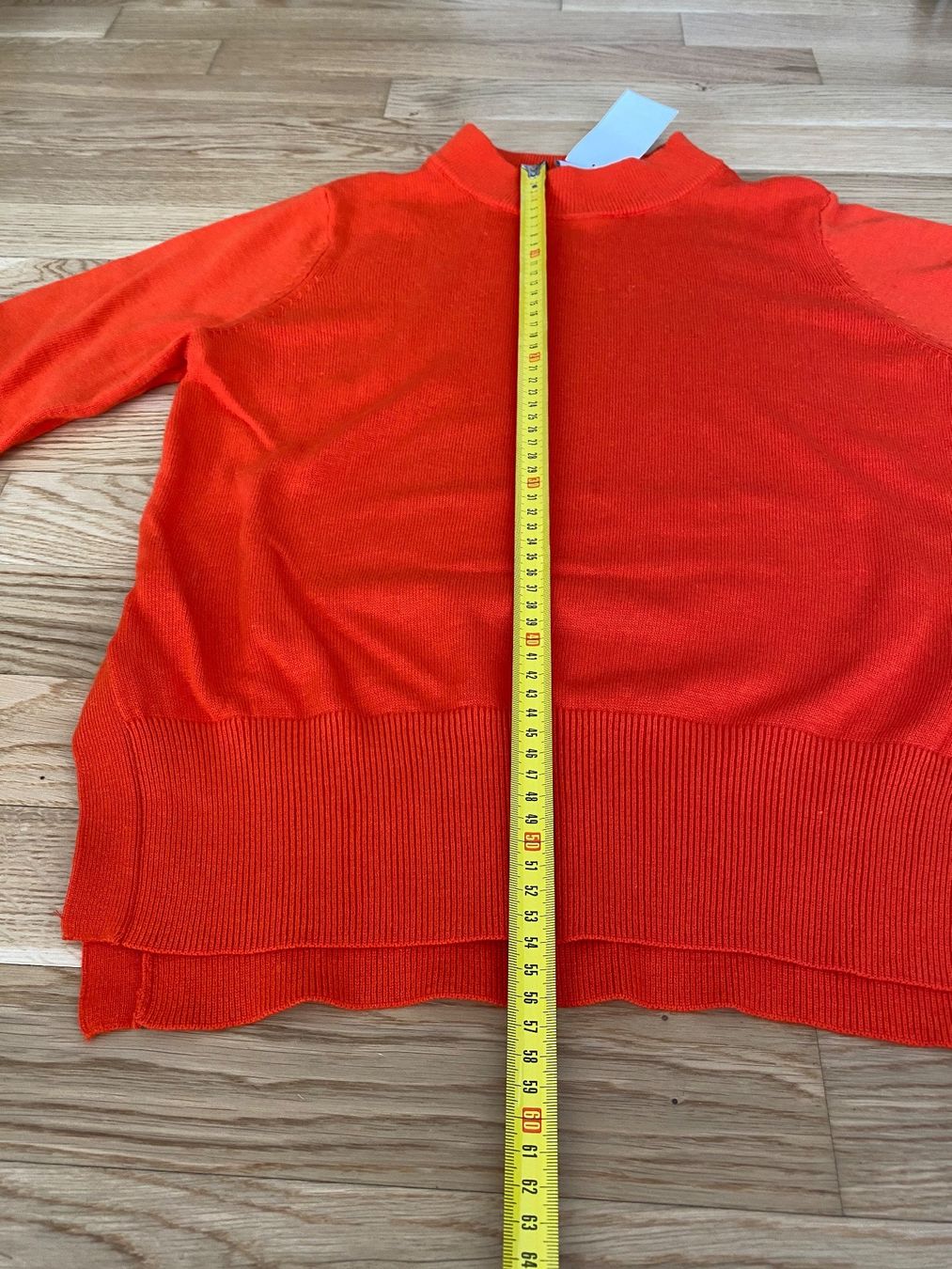 H&M Maglioni & Felpe: Neu mit Etikette - Pullover von H&M, g. M, orange – Nuovo e nell'imballaggio originale da Zürich venduto da ZuriShrek 5