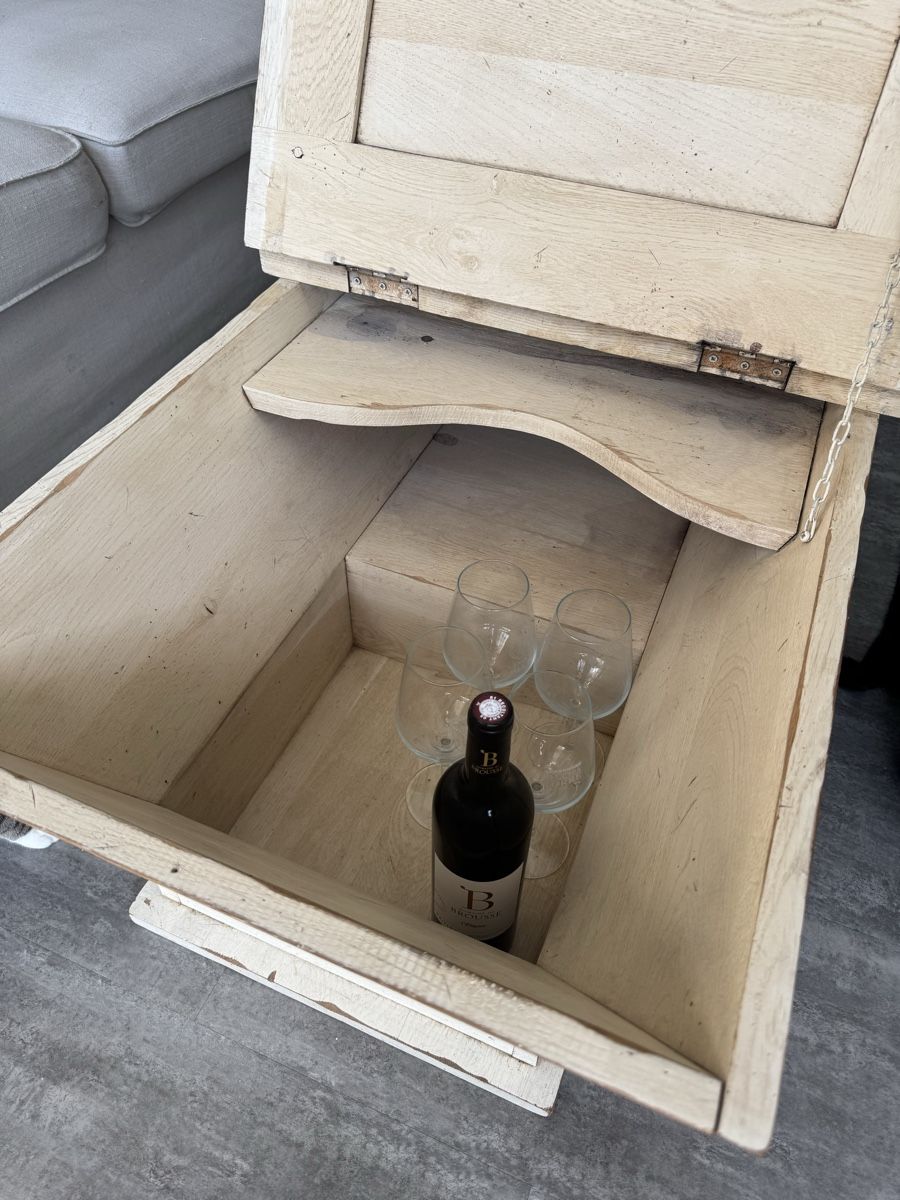 Tables: Table basse avec coffre – D'occasion à St-Imier par leila_g 1