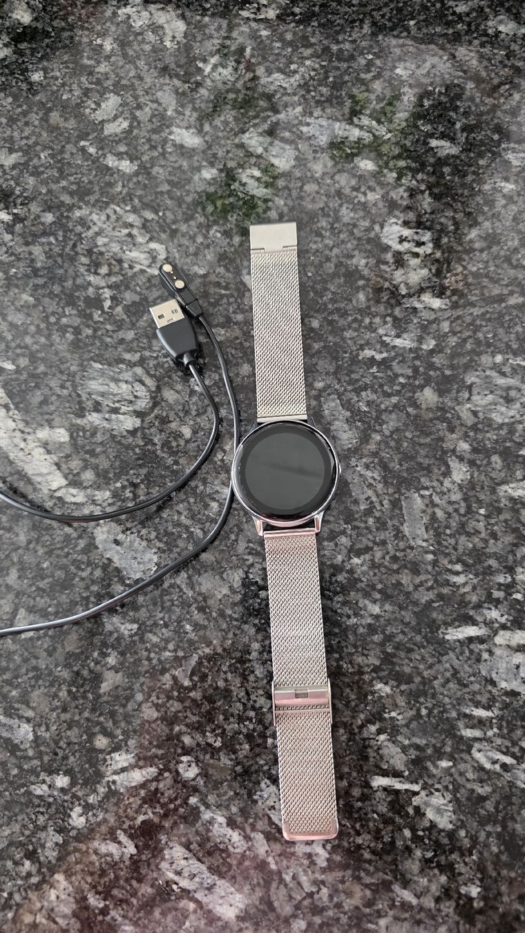 Smartwatch: Smartwatch  – D'occasion à Thundorf par mah_c8n9 2