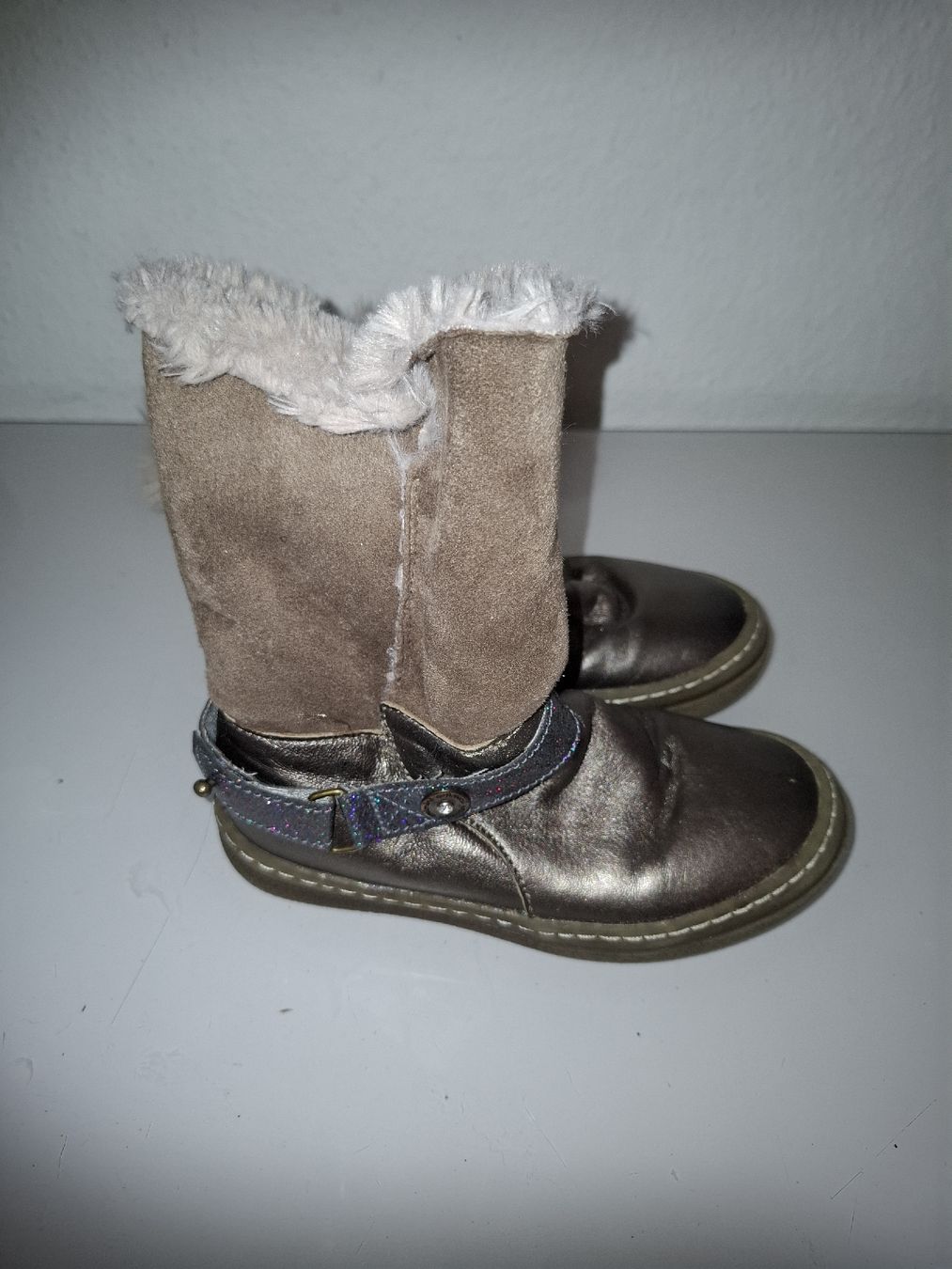 Schuhe für Mädchen: Winterstiefel Gr. 33 - warm gefüttert – Gebraucht aus Baar von Jhonny18 3