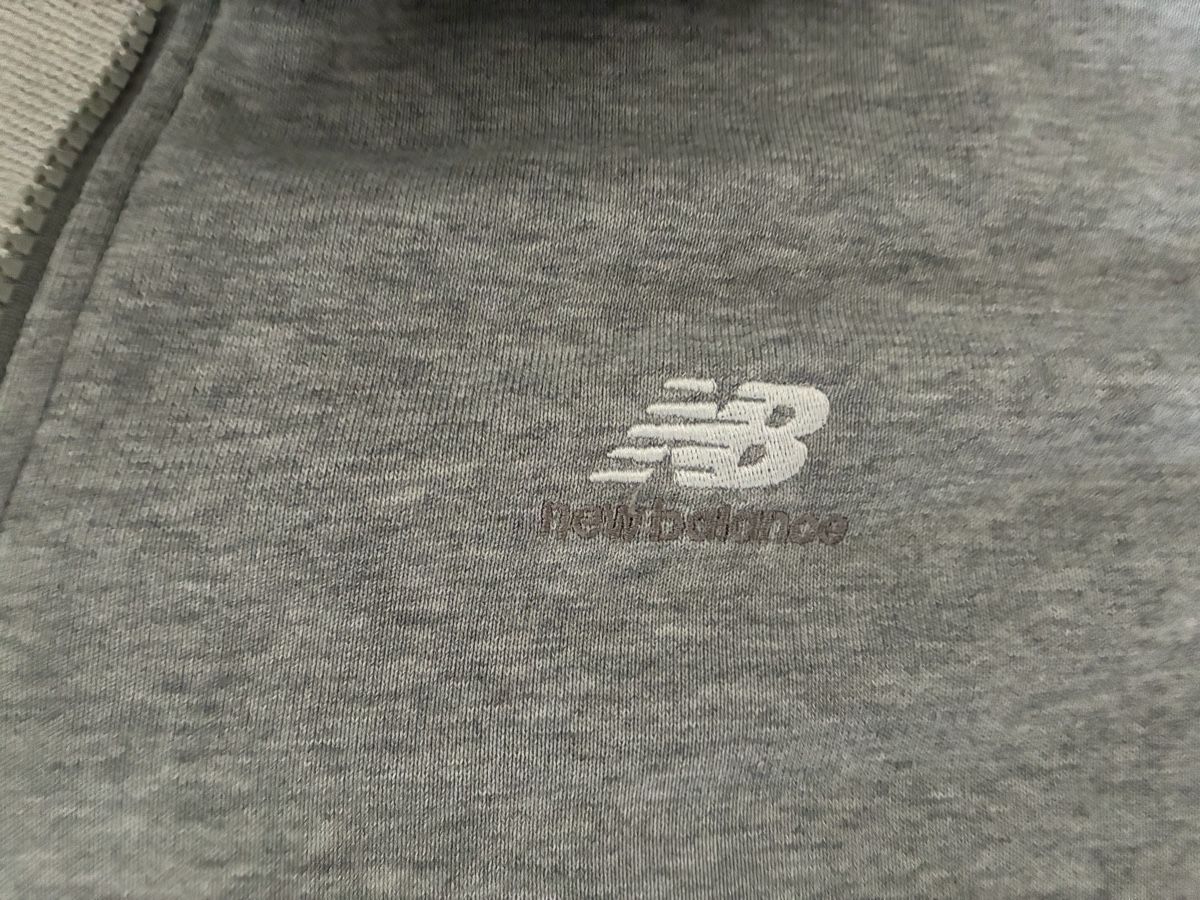 New Balance Maglioni & Felpe: New Balance Pullover grau Grösse L guter Zustand – Usato da St. Gallen venduto da Joao_Serralheiro 3