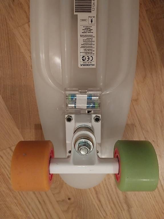 Hudora Skateboards: Hudora Skateboard Rainglow 12134 – Gebraucht aus Baden von Pimboli123 2