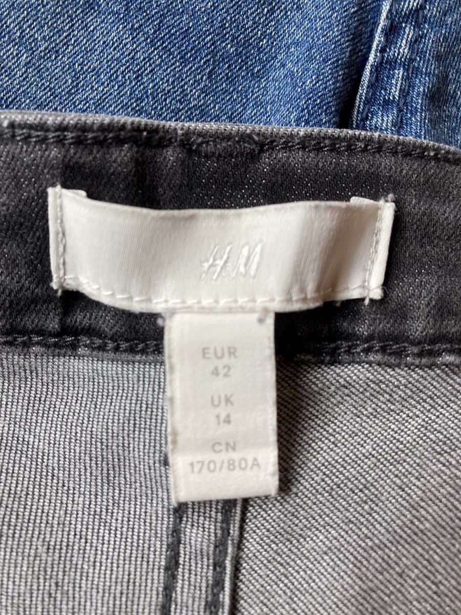 Jeans: 2 mal Shorts Gr. 40-42 – Usato da Mülenen venduto da Rapunzel99 1
