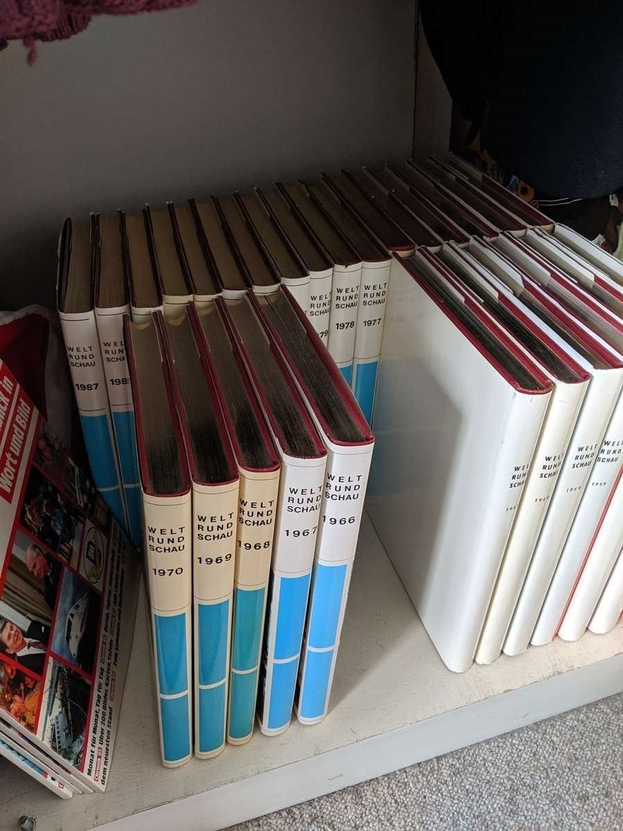 Libri: 32 Bände Weltrundschau – Usato da Russikon venduto da Toni39 1
