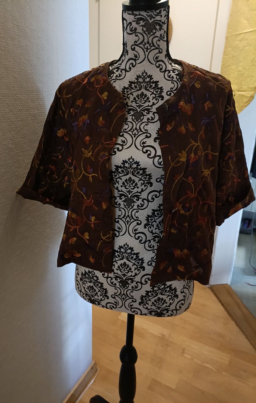 Max Mara Lotti di vestiti: Vintage Max Mara Zweiteiler – Usato da Schaffhausen venduto da sim_j822 5