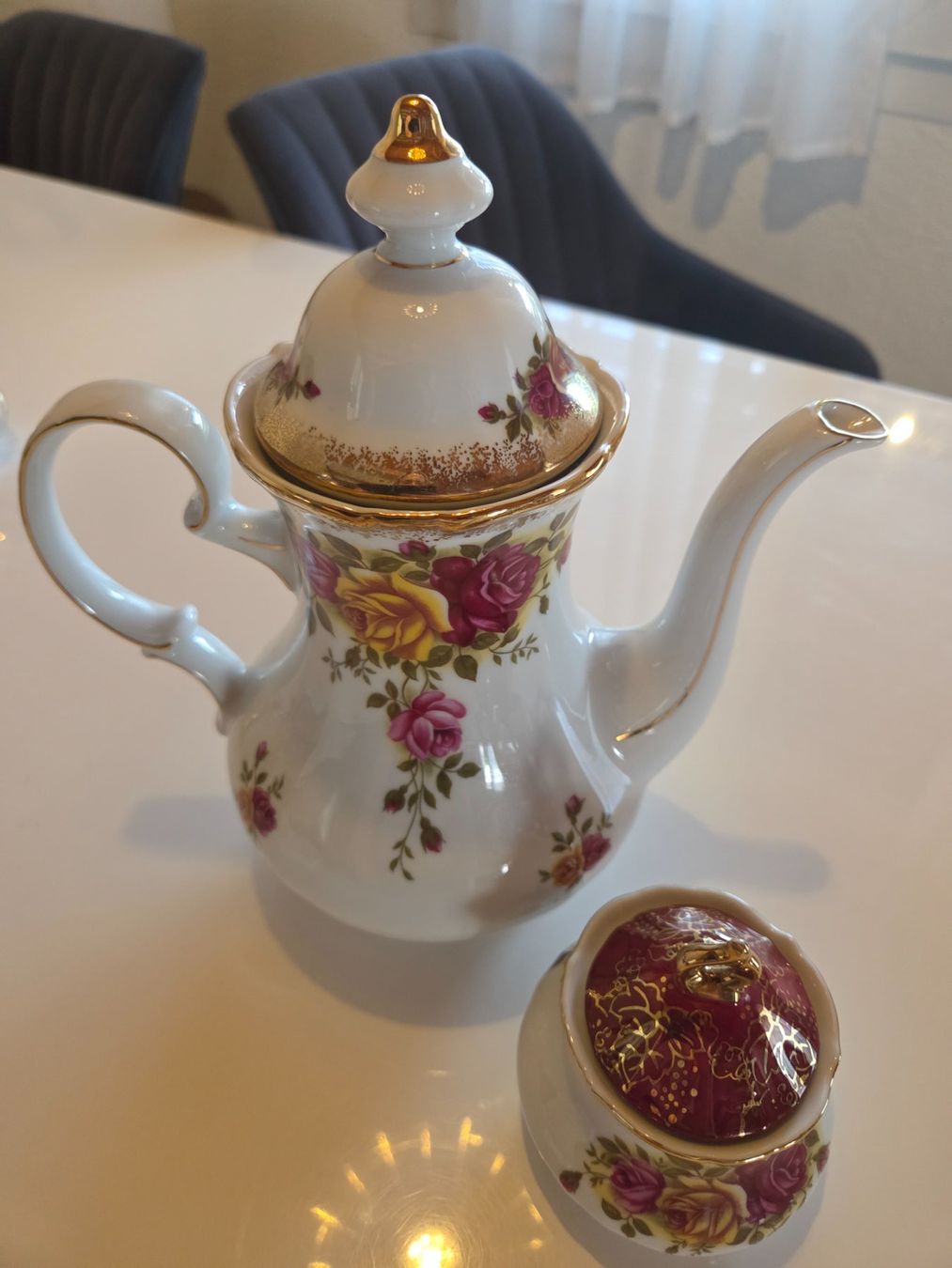 Winterling Teiere: Winterling Kirchenlamitz Kaffeekanne mit Zuckerdose – Usato da Röthenbach Hbsee venduto da United91
