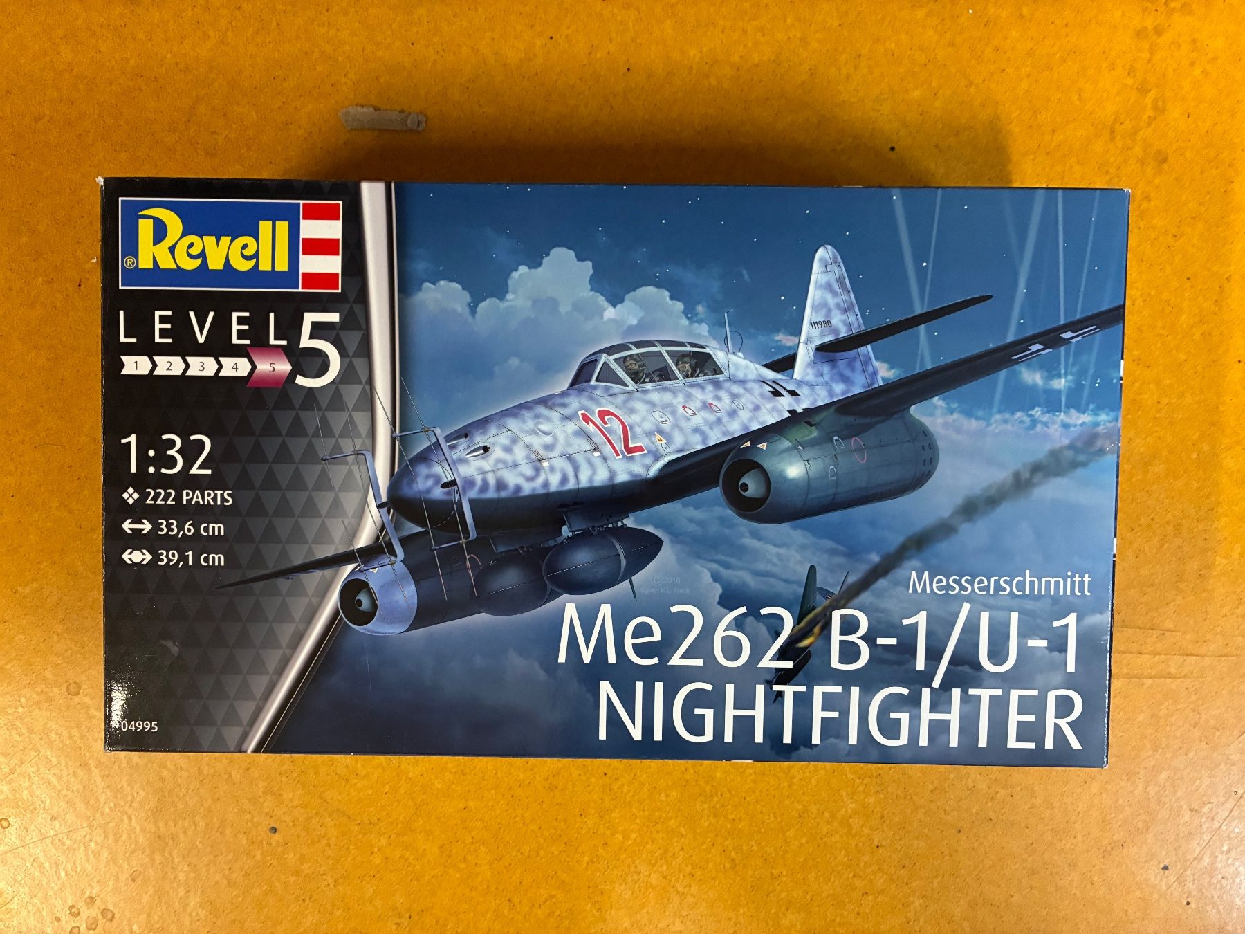 Revell Kit di modellismo & Modellini statici: Messerschmitt Me -262 1:32 Revell – Nuovo e nell'imballaggio originale da Rapperswil BE venduto da Silverwings
